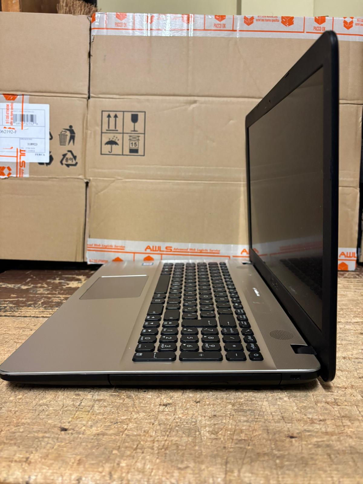 ASUS NOTEBOOK X541U I5-7200U, 8GB, 500 SSD,GEFORCE 920MX, 15.6 FULLHD – Win11 PRO Rif.710 - immagine 5